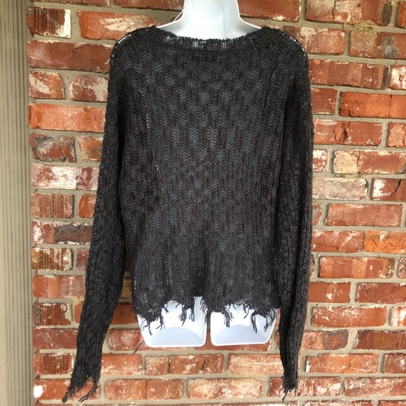 Very J charcoal gray long sleeve sweater size medium - Picture 2 of 7
